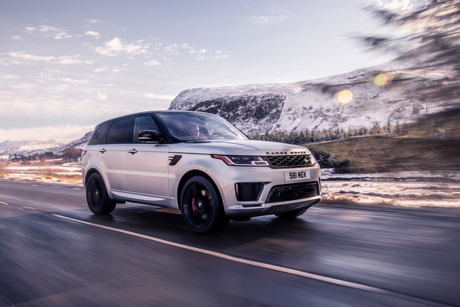 JLR’s Exciting New Inline-Six Is Better Late Than Never
