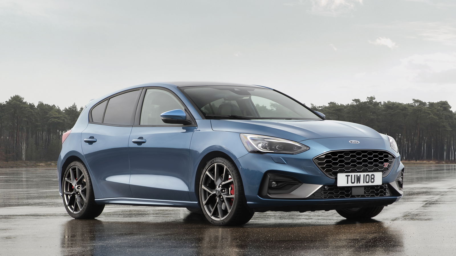 The New Ford Focus ST Just Landed With A 276bhp 2.3 And An E-Diff