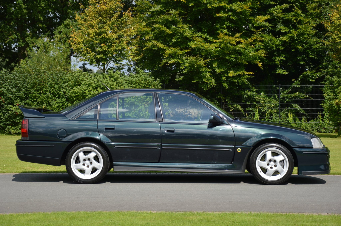There Are Three Lotus Carltons And An 838-Mile Escort Cosworth At This Auction