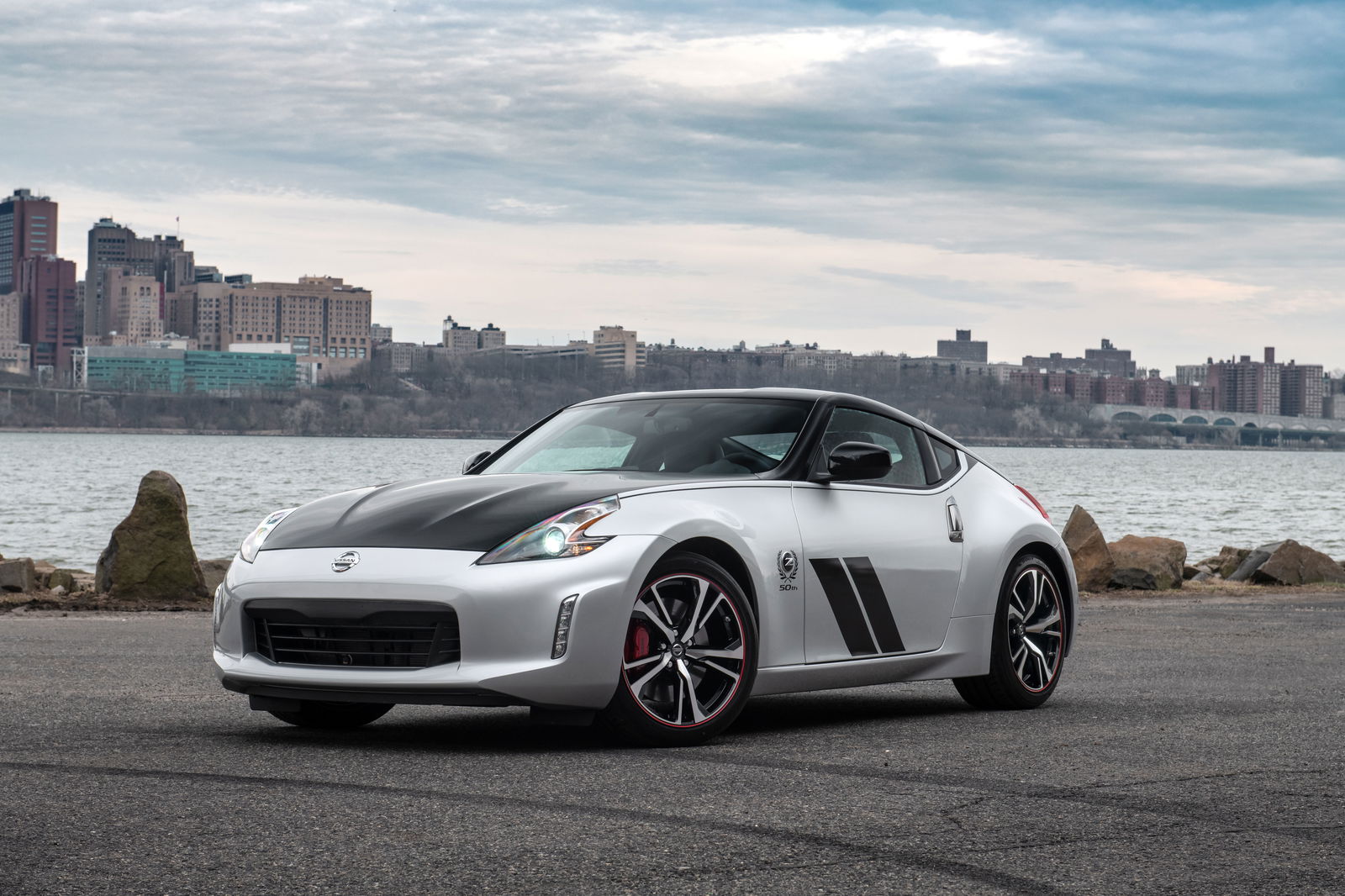 Nissan GT-R And 370Z May Be Scrapped In Europe As Part Of €2.8 Billion Cost-Cutting Programme