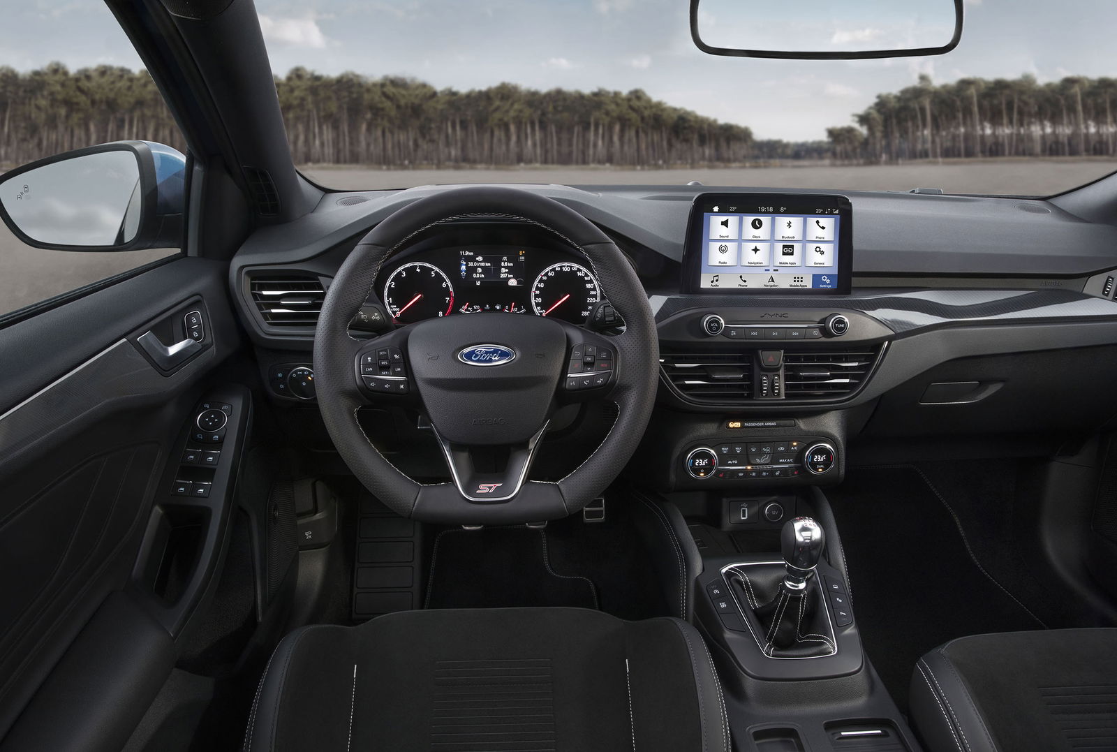 The New Ford Focus ST Is Almost £1000 Cheaper Than A Golf GTI
