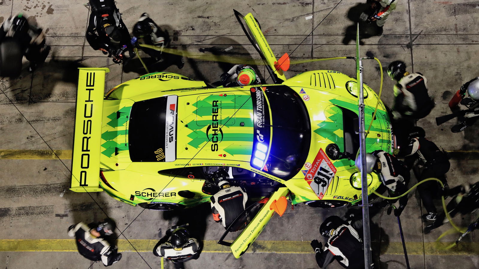Watch An N24 Racer Overtake On The Grass At 170mph