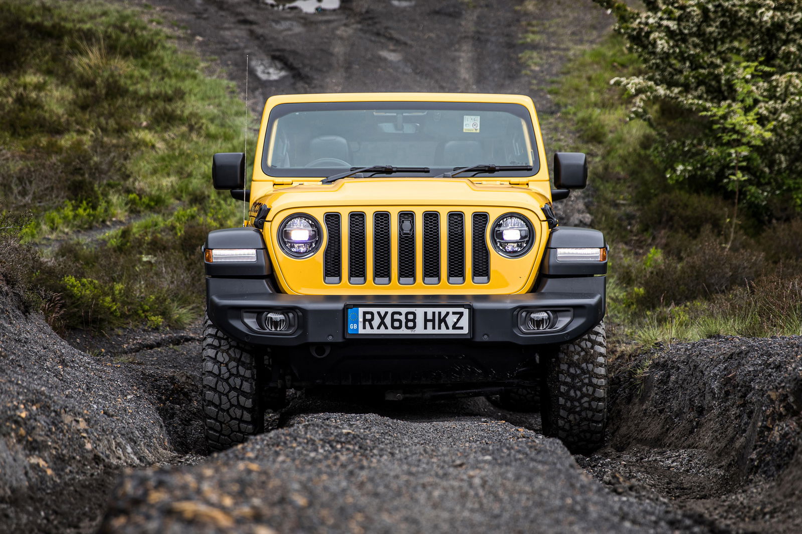 Dirty Weekender: Suzuki Jimny Meets Jeep Wrangler Rubicon