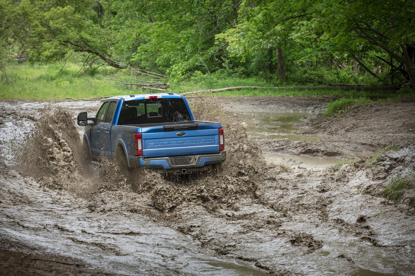 Ford’s New 7.3 V8-Powered Pick-Up Is Now Ready To Go Off-Road