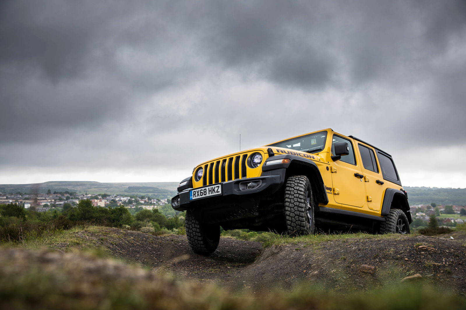 Dirty Weekender: Suzuki Jimny Meets Jeep Wrangler Rubicon