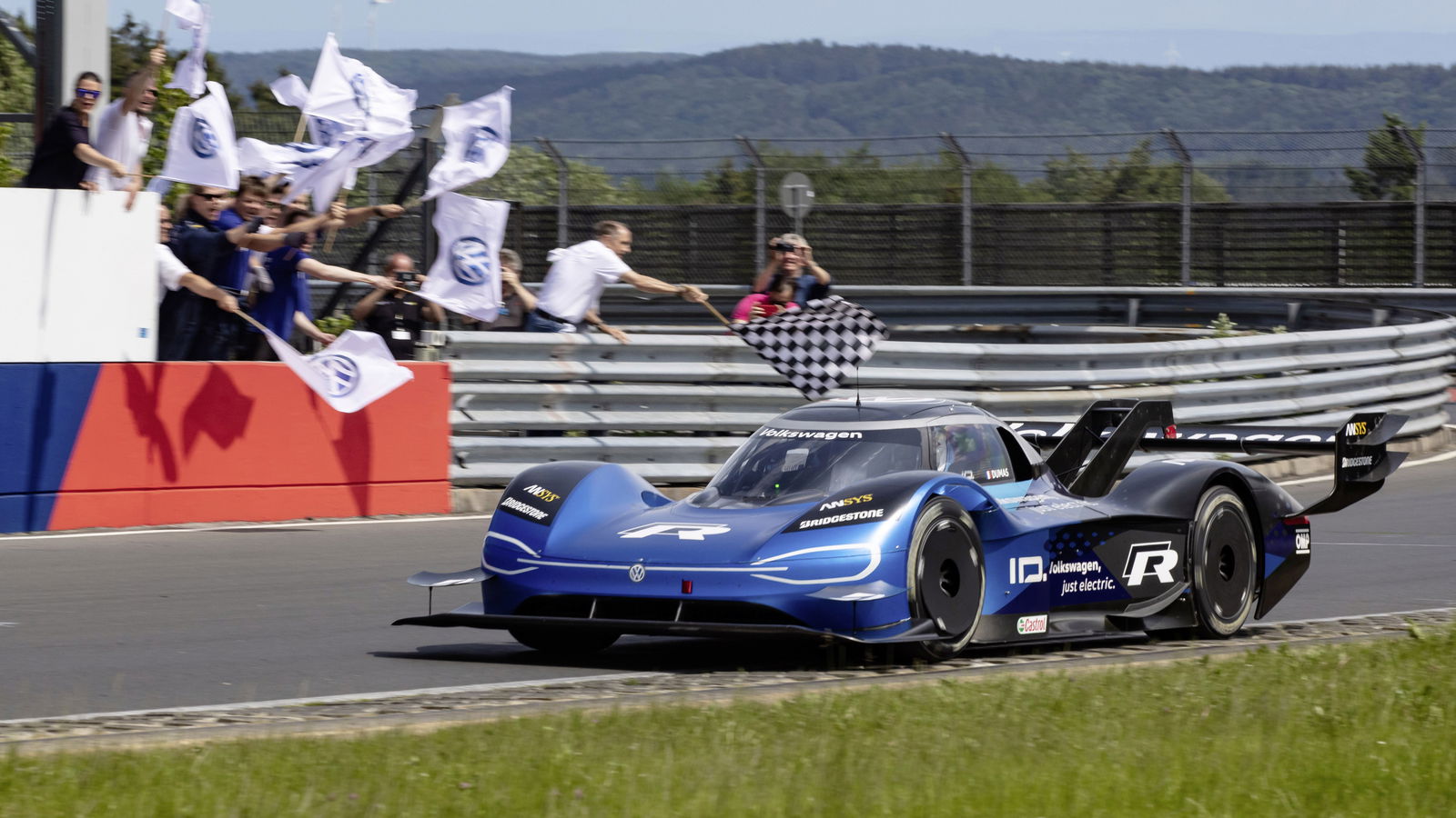 VW ID R Obliterates Nurburgring EV Record With 06:05 Lap
