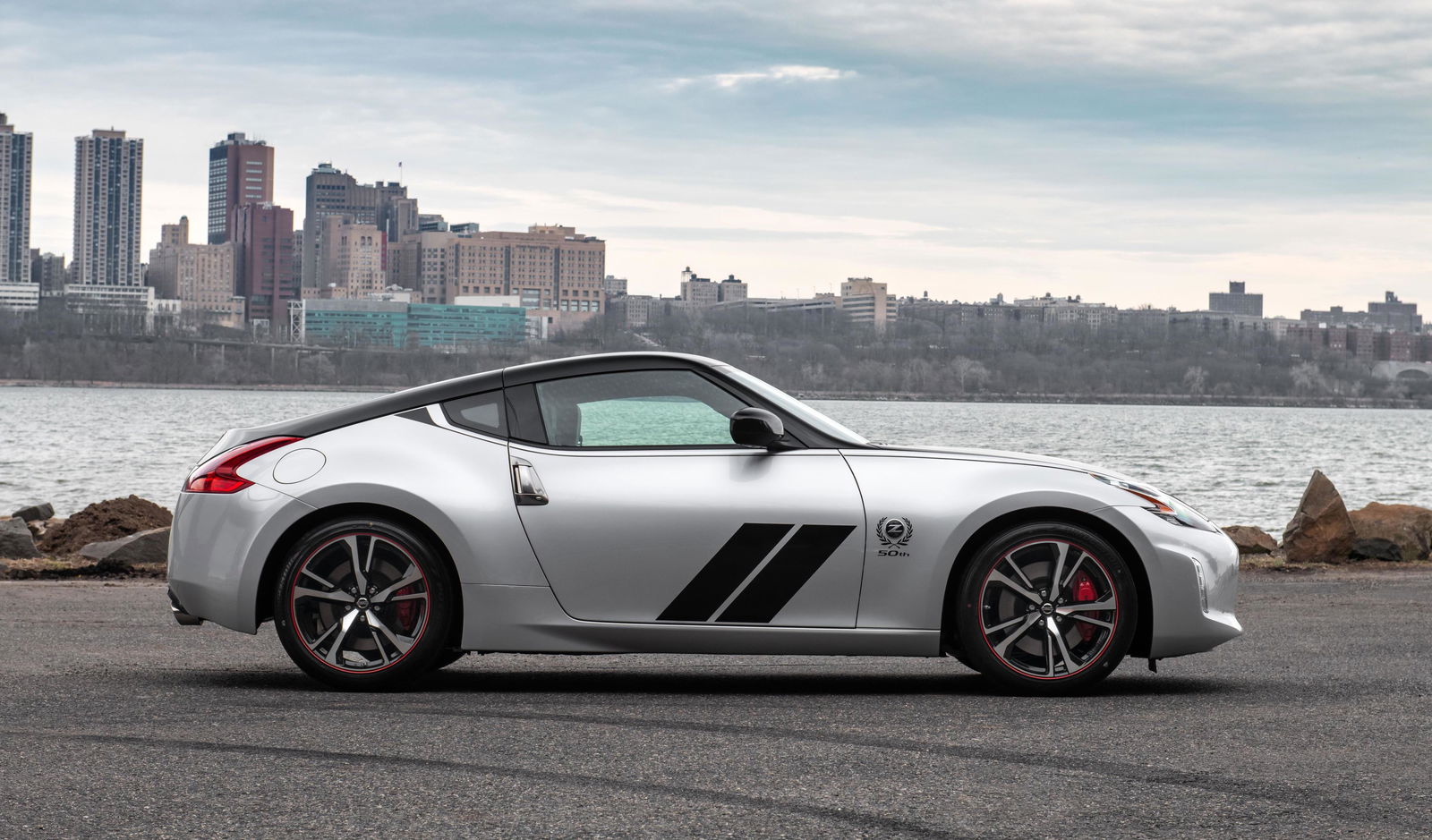 50th Anniversary Nissan GT-R Will Set You Back £93k, 50th 370Z Is £39k