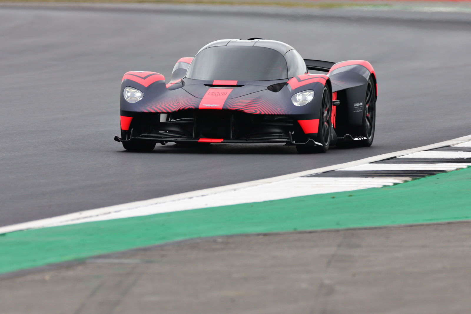 Here's Your First Chance To See And Hear The Aston Martin Valkyrie