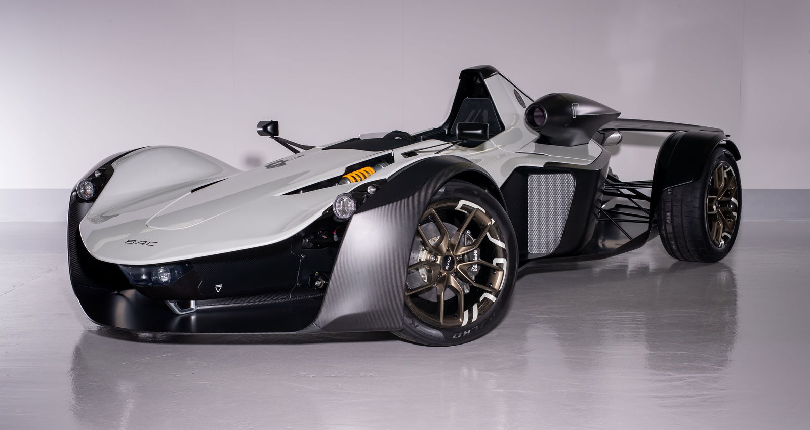 De Tomaso Announces Its Comeback With Achingly Beautiful P72
