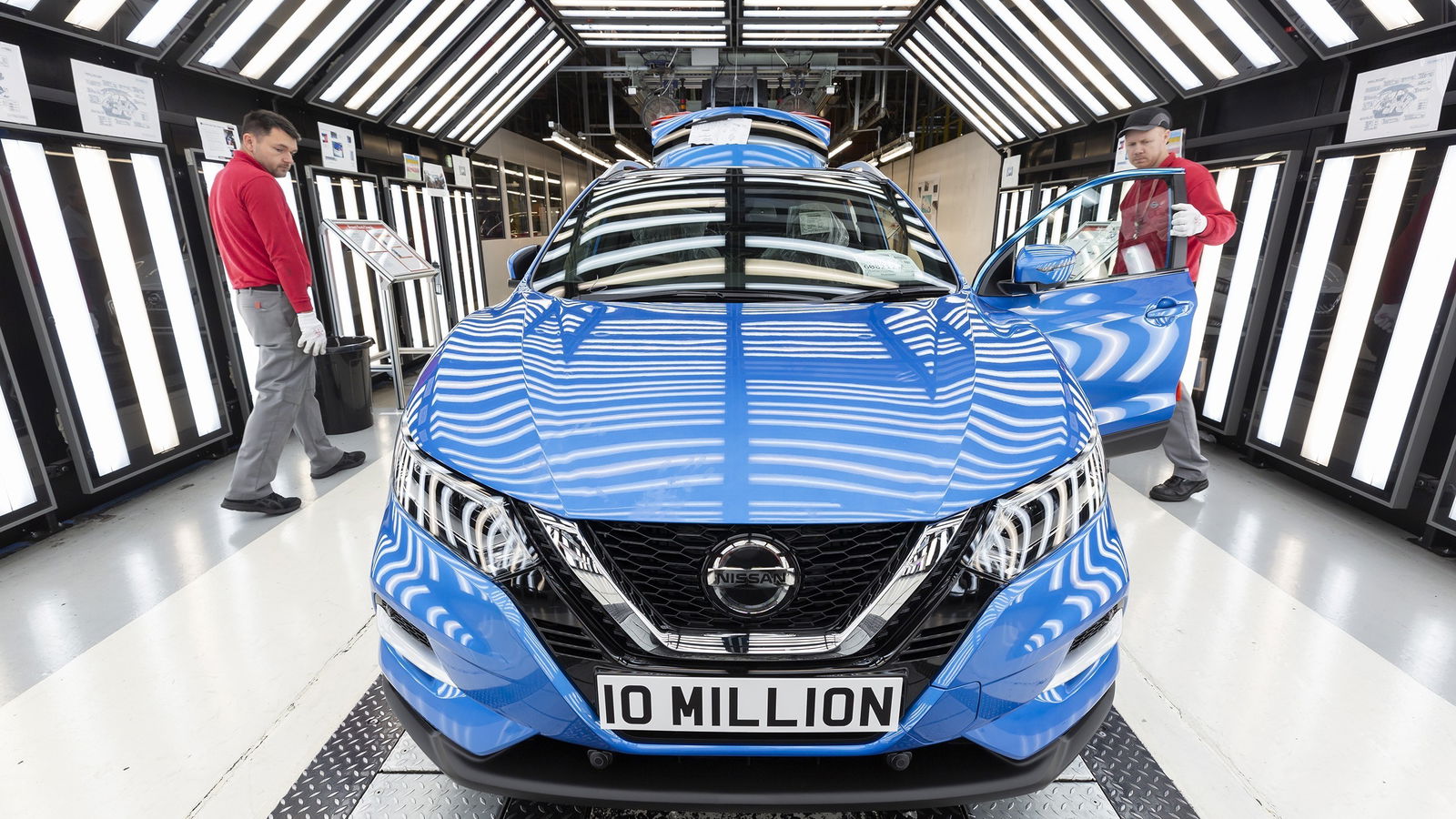 Nissan Is To Cut 12,500 Jobs Around The World