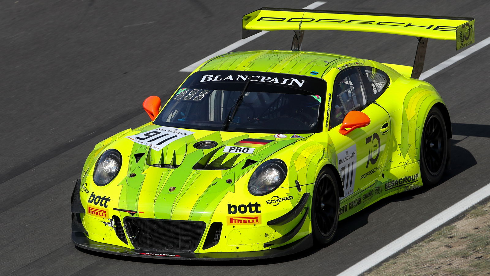 The ID R used a quarter of the energy that a car like the Porsche 911 GT3 R would have done over the same lap