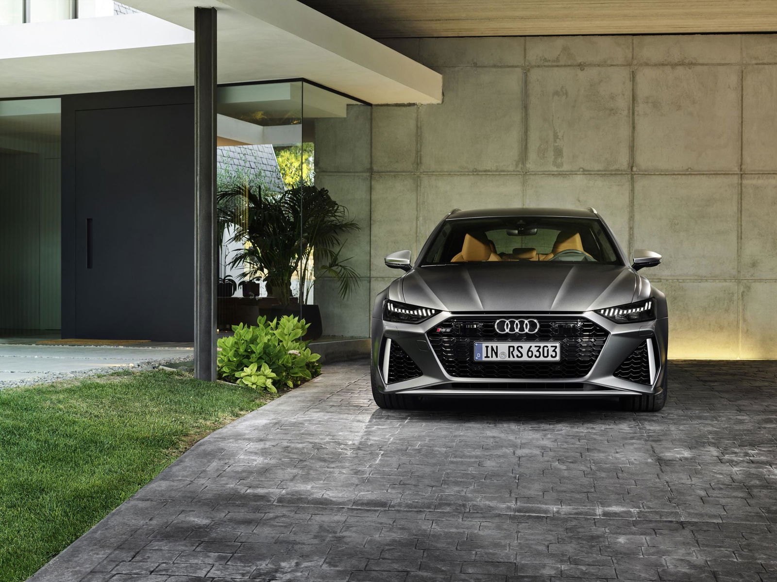 The New Audi RS6 Is Hiding 592bhp Under Its Blistered Arches