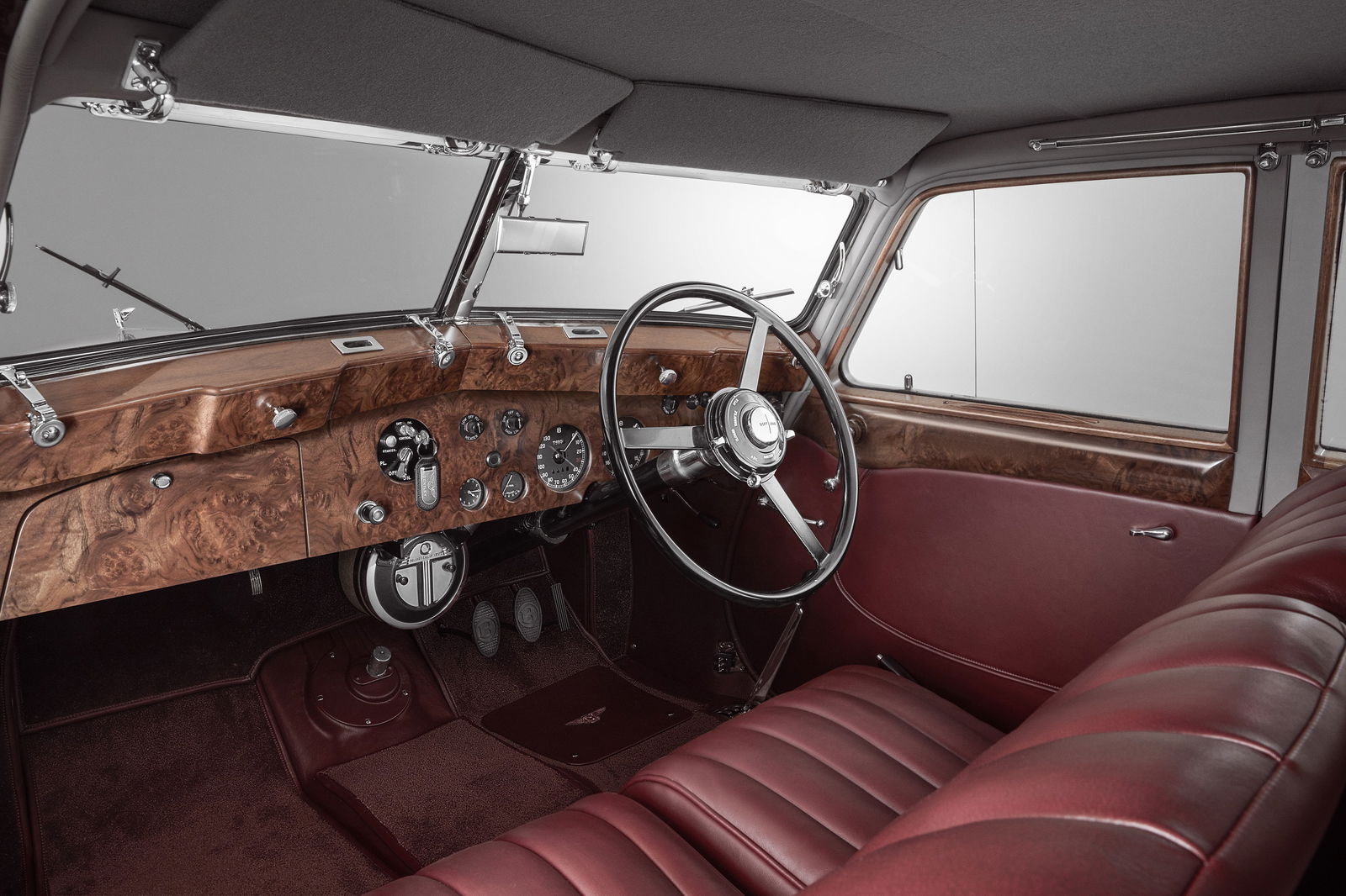 Bentley Has Joined The ‘Recreation’ Party With A 1939 Corniche