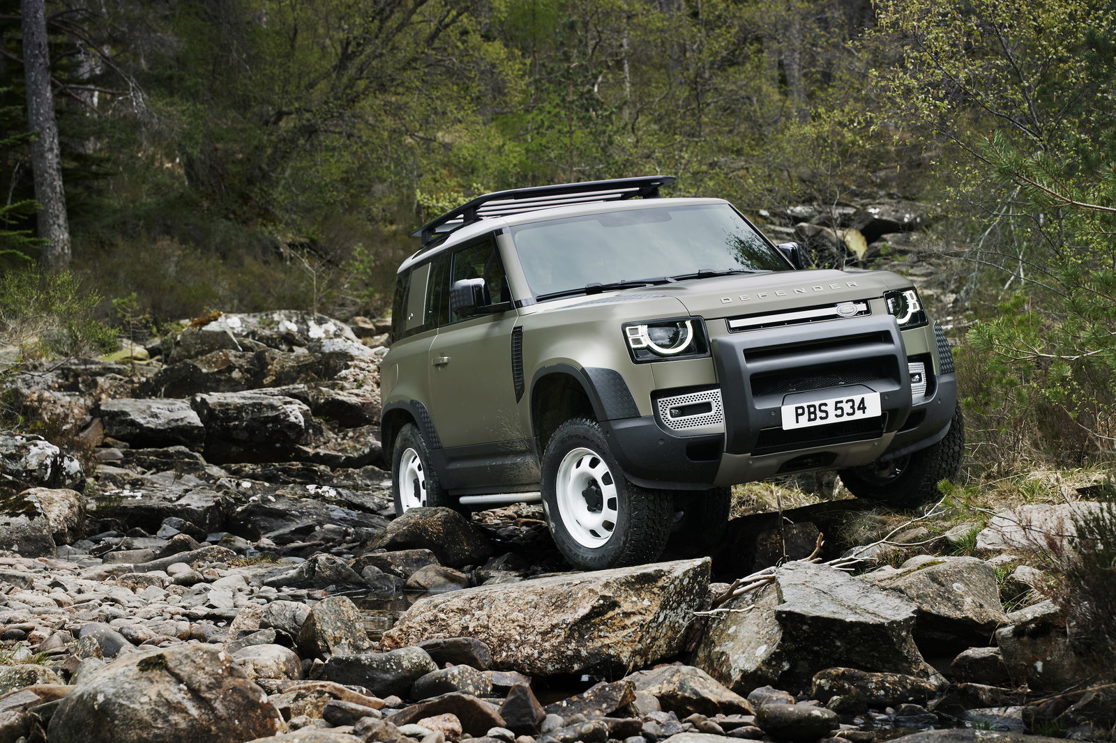 The All-New Land Rover Defender Looks Chunky, Dependable And Awesome