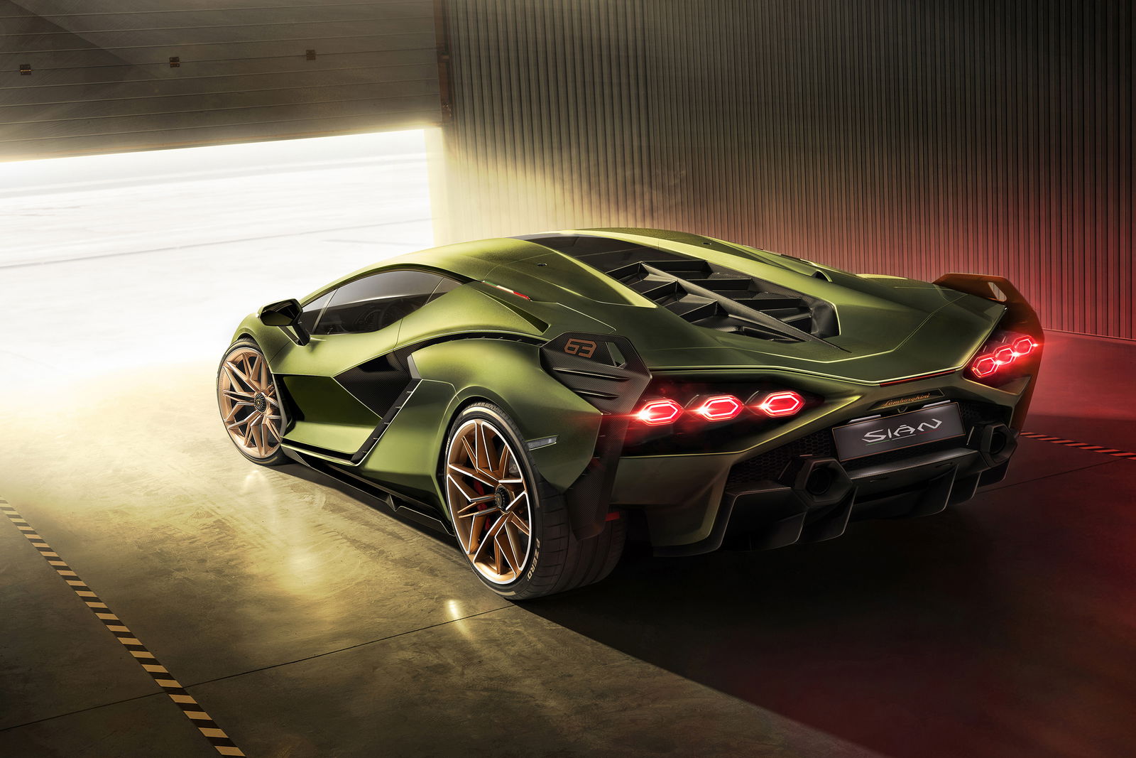 The 808bhp V12 Hybrid Sian Is Lamborghini's Fastest Car Ever