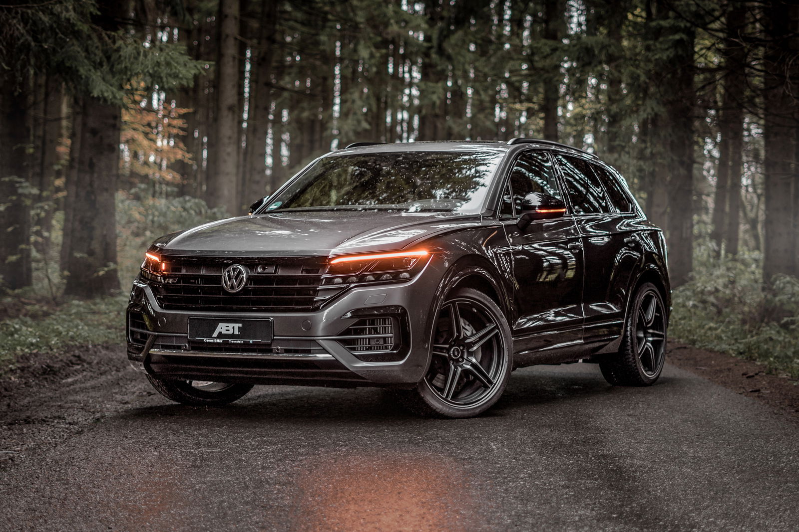 Chris Harris Mocks The Tesla Cybertruck, Calls It ‘Risible’