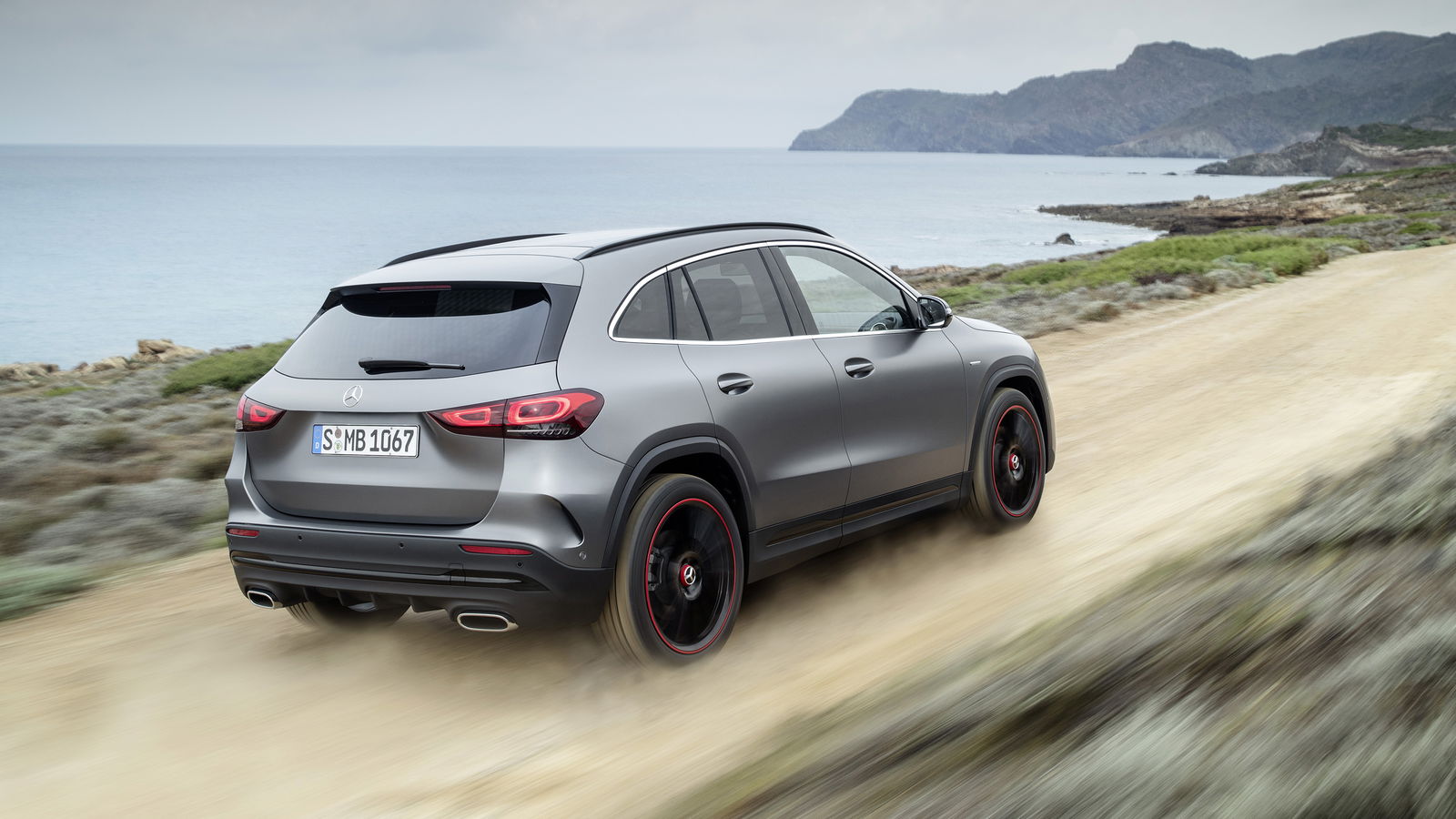 Taller, Shorter And Much More Advanced: Mercedes GLA Revealed