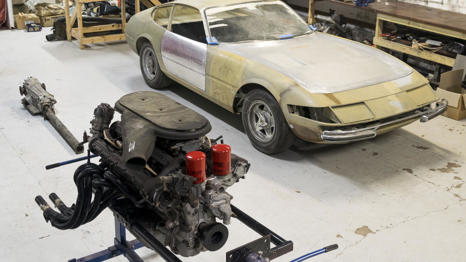 A 26,000-mile Ferrari 365 GTB/4 Daytona Project Build Is For Sale