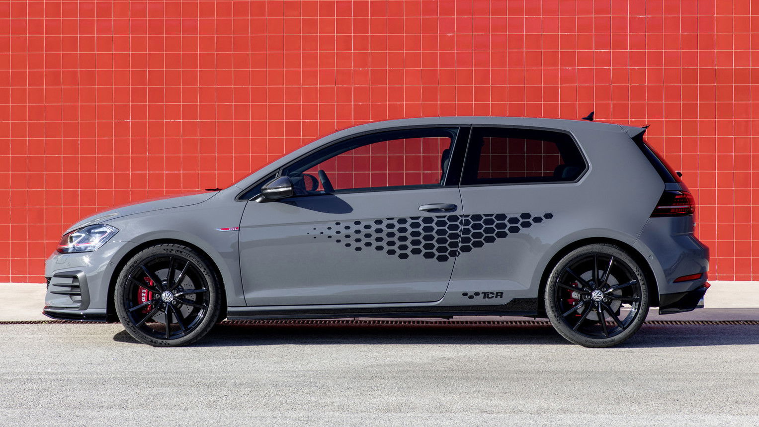 60% Of Cars Sold In 2019 Were Grey, Black Or White
