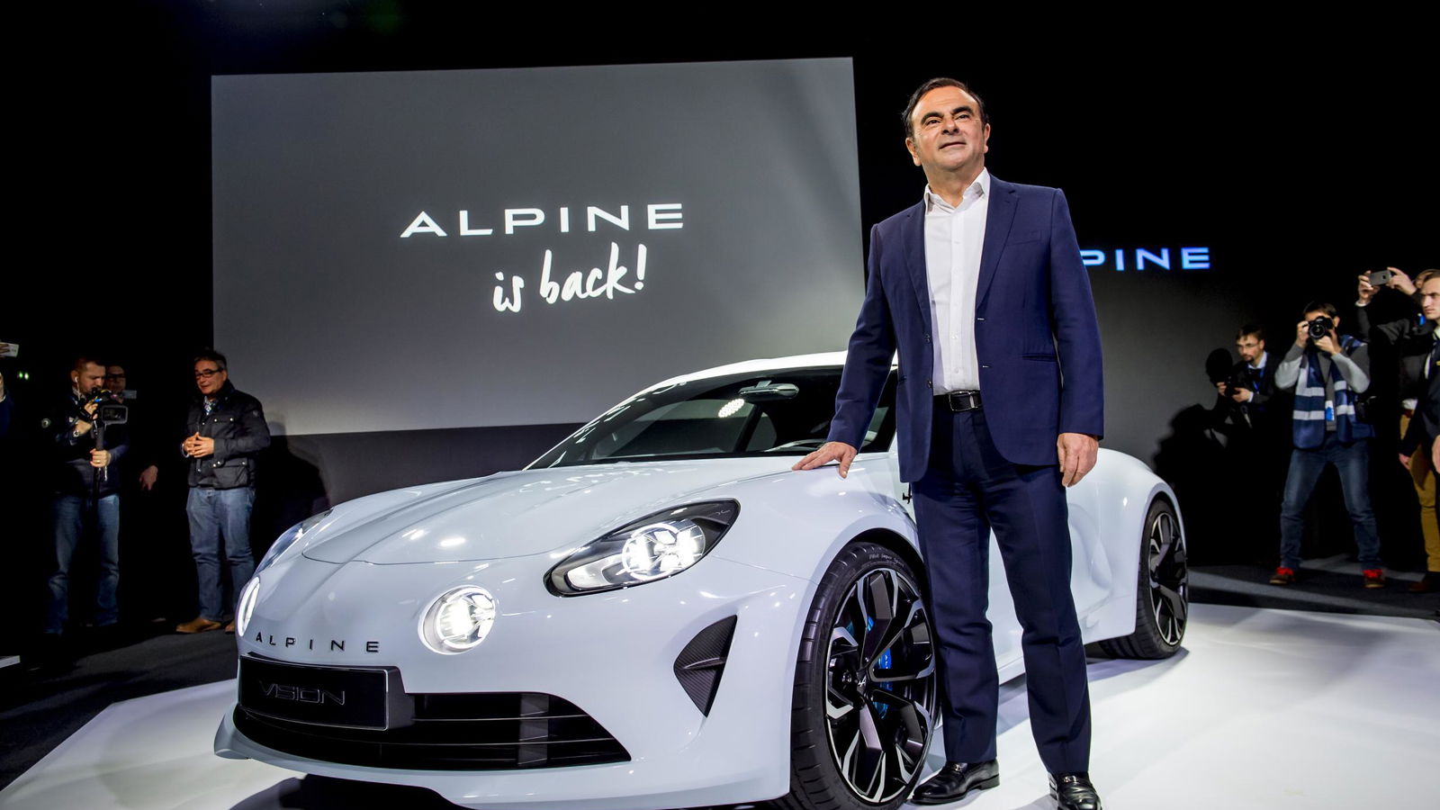 Former Nissan Boss Carlos Ghosn Has Escaped From Japan