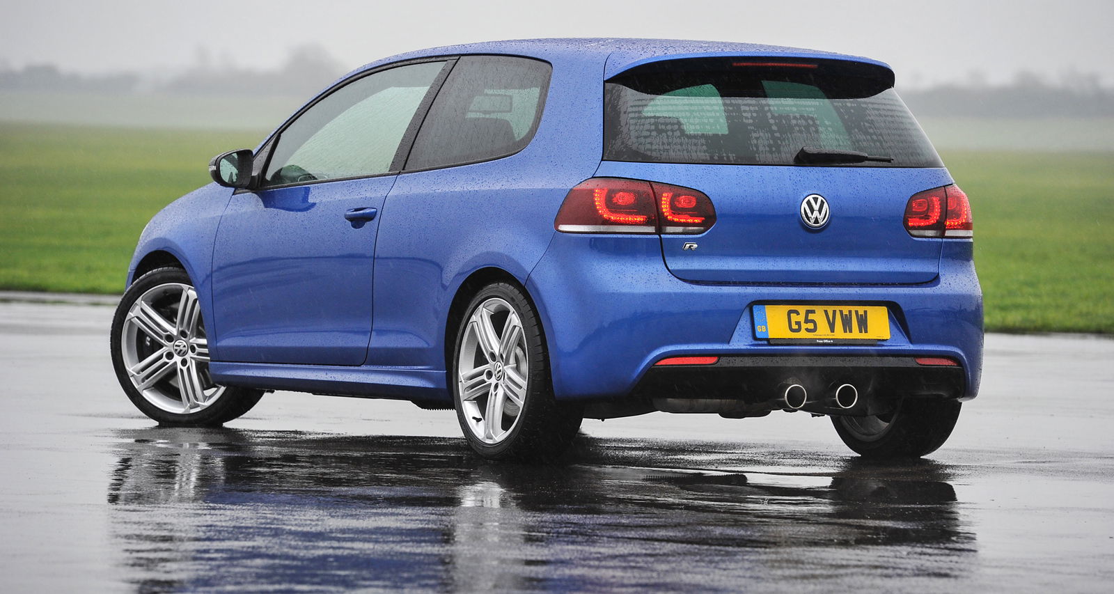 We still miss the exhaust layout of the Mk6 Golf R