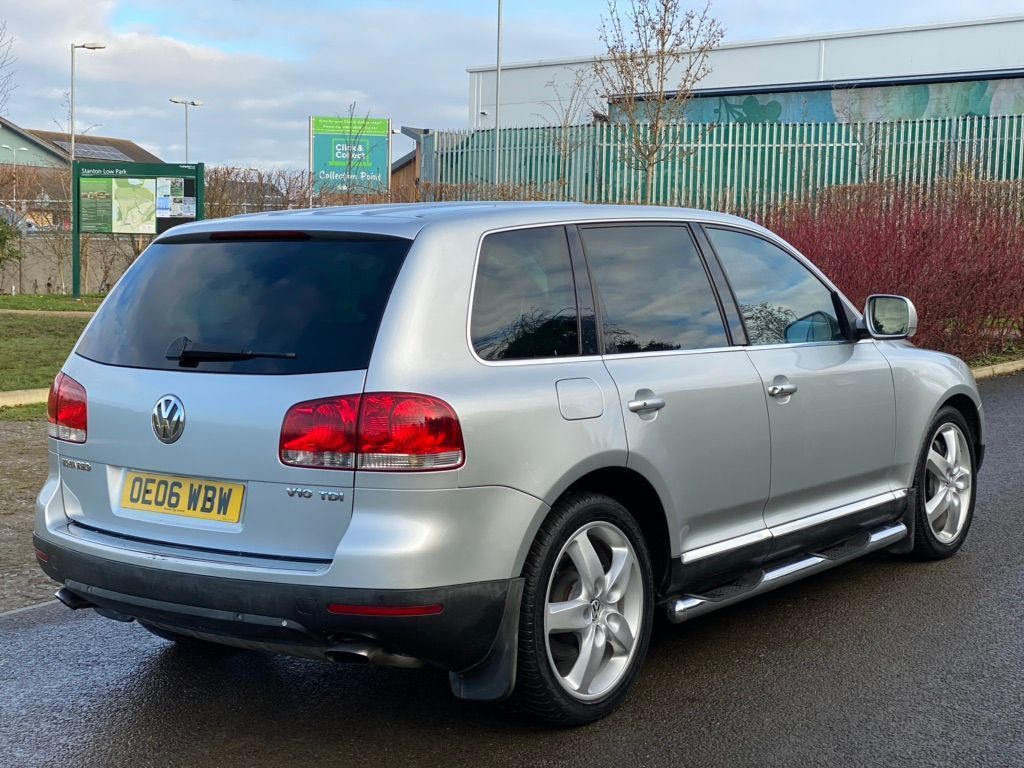 Are You Brave Enough For This £6000 VW Touareg V10 TDI?