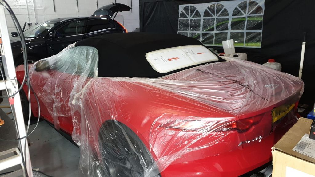 Bodywork protected for roof coating application