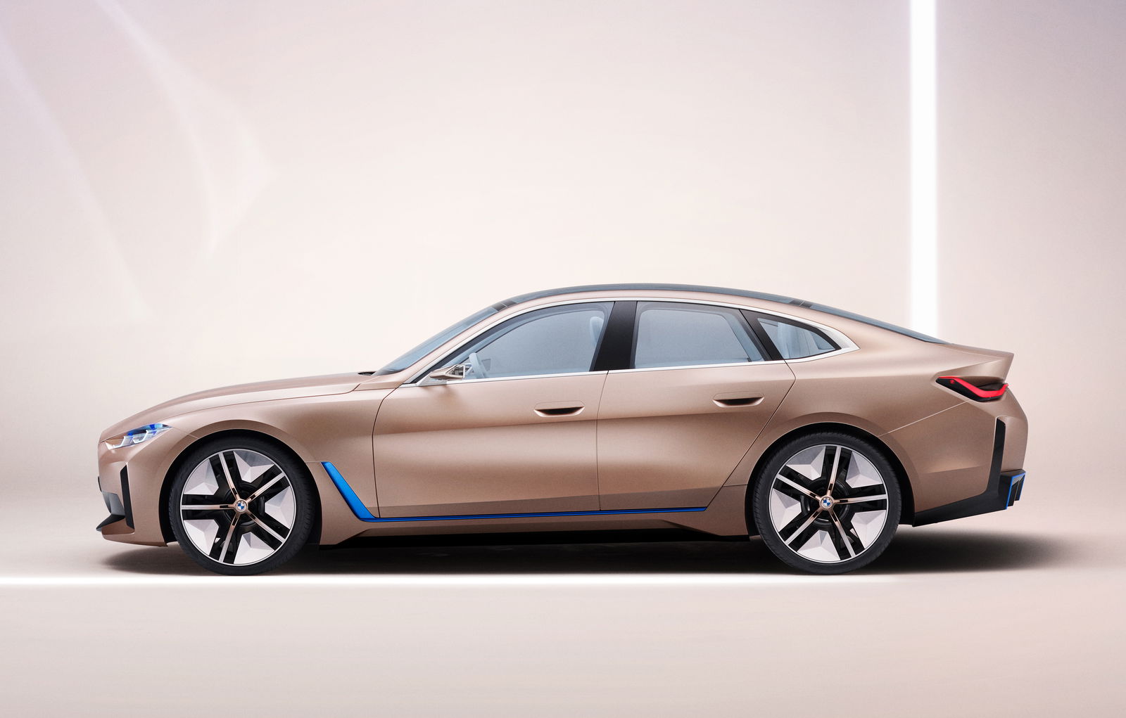 Say Hello To The BMW Concept i4’s Distinctive Face