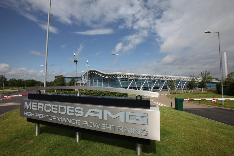 Mercedes’ F1 Team Has Helped Build A Machine To Fight Covid-19