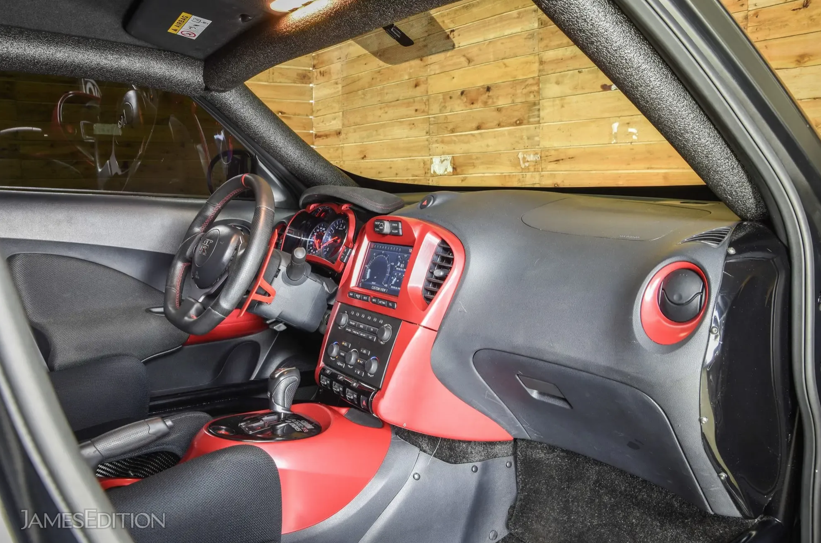 This Nissan GT-R-Engined Juke-R700 Is Yours For £570k