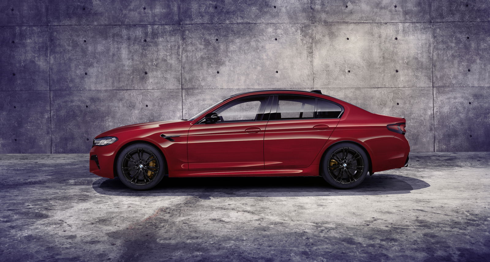 The Refreshed BMW M5 Competition Has M8 Tech And Bigger Kidneys