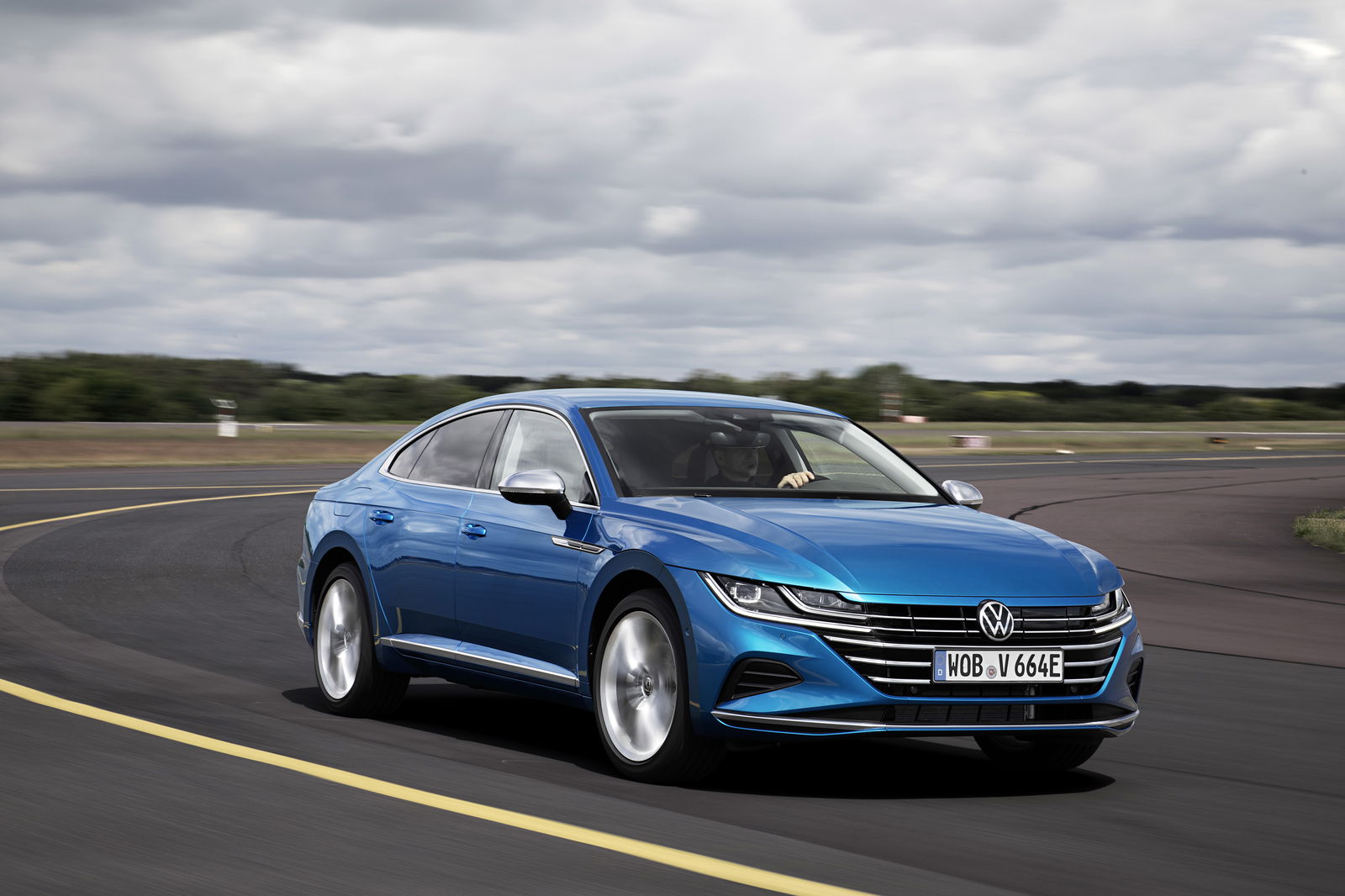 The 316bhp VW Arteon R Is Here And You Can Have It As A 'Shooting Brake' Wagon