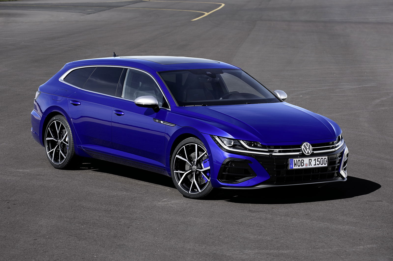 The 316bhp VW Arteon R Is Here And You Can Have It As A 'Shooting Brake' Wagon