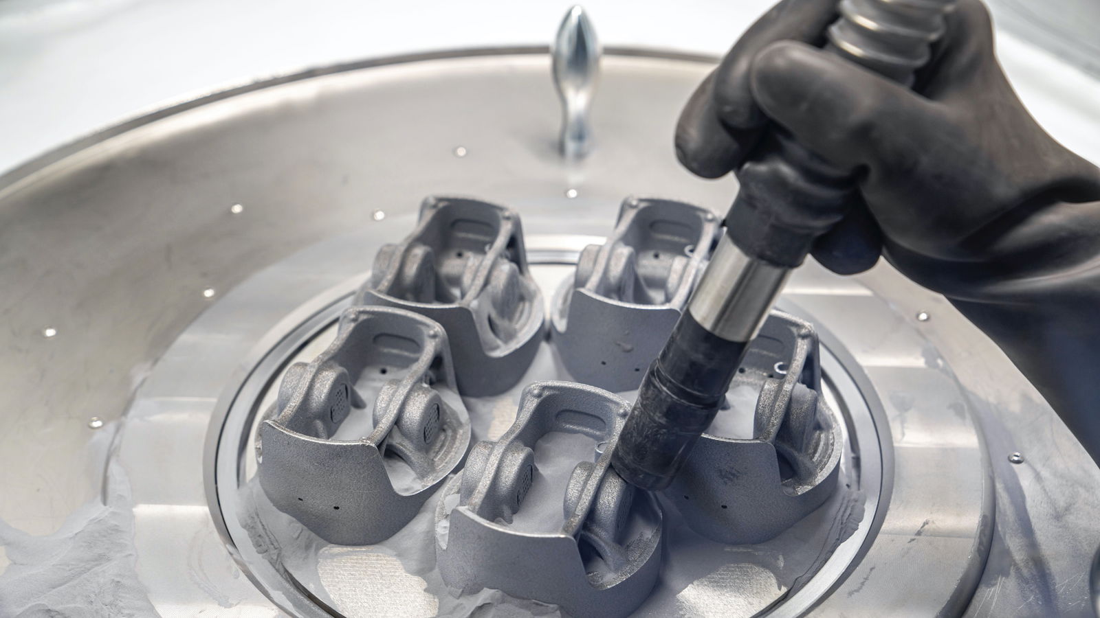 Porsche’s Miraculous 3D-Printed Pistons ‘Add 30bhp, Improve MPG’