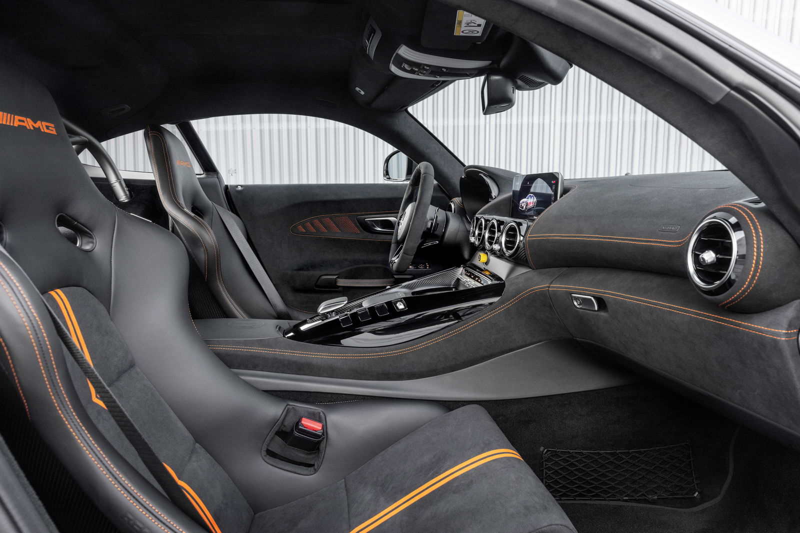 Mercedes-AMG GT Black Series Arrives With 720bhp Flat-Plane V8