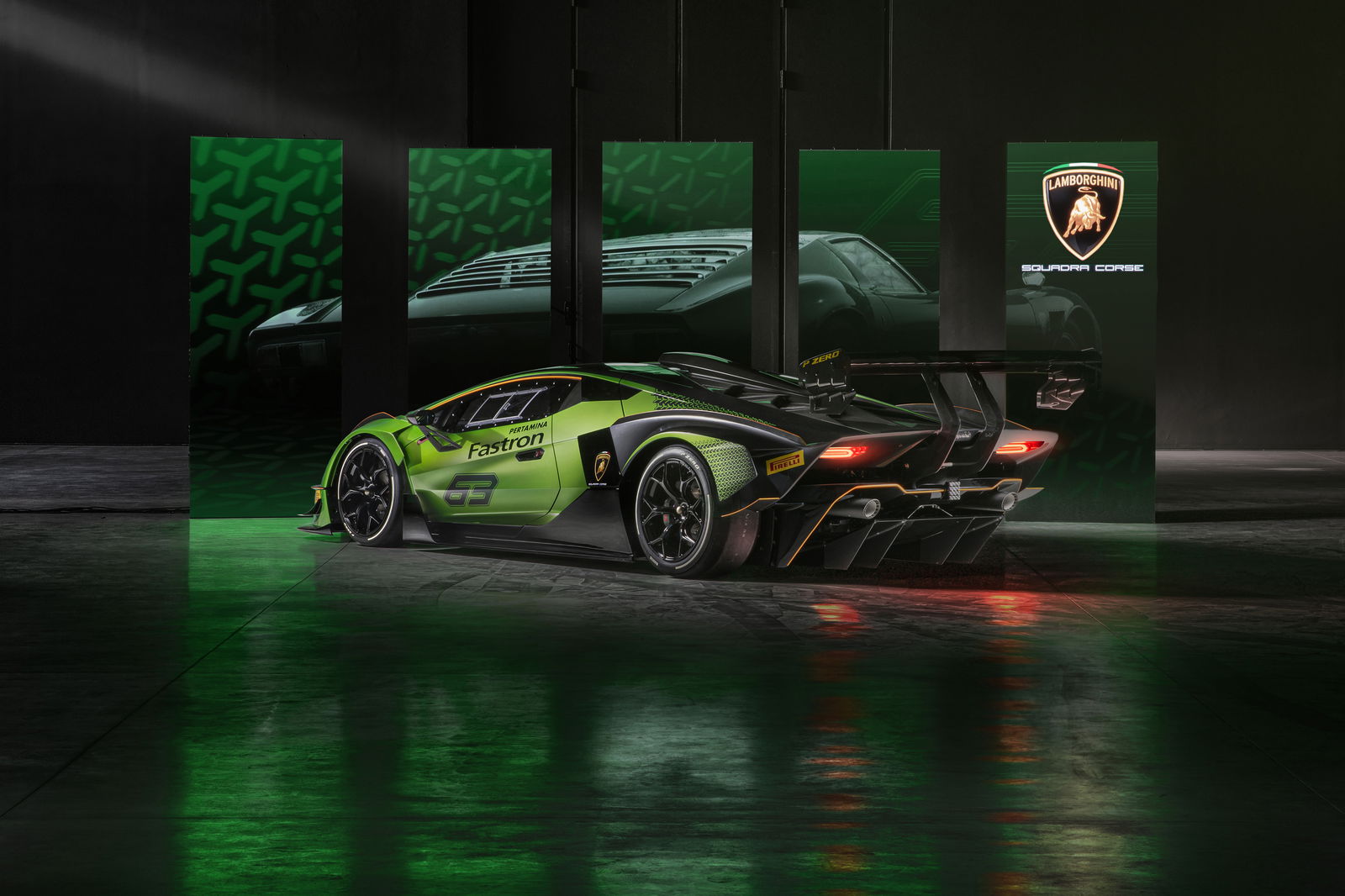 Get A Load Of The 819bhp Lamborghini SCV12 And Its Bonkers Cabin