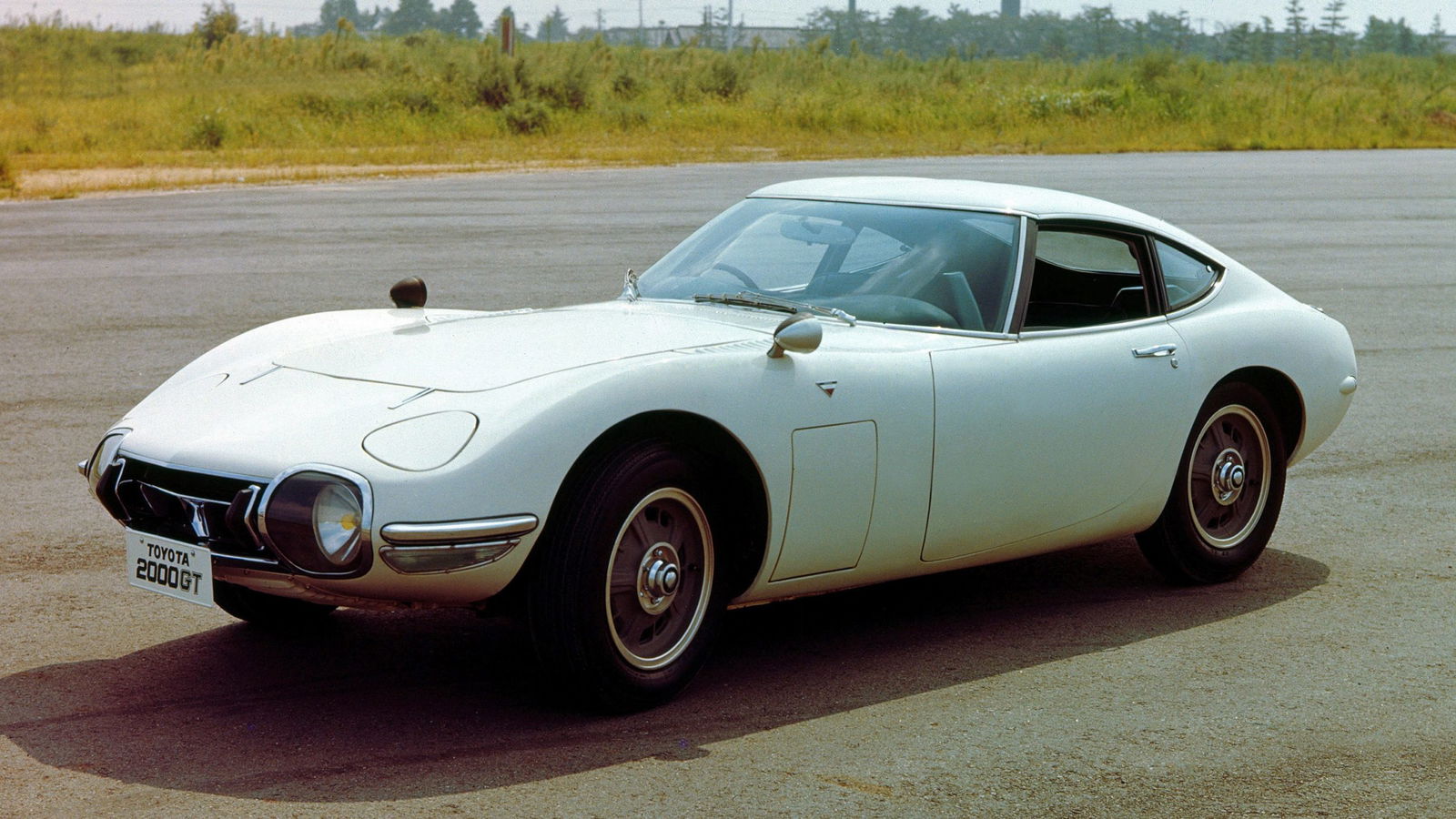 Toyota Will Be Making Brand New 2000GT Parts