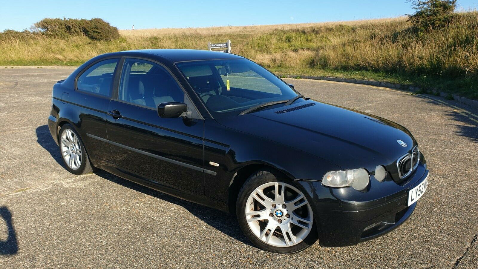 This E46 BMW 325ti Compact Is A Budget M2 Alternative