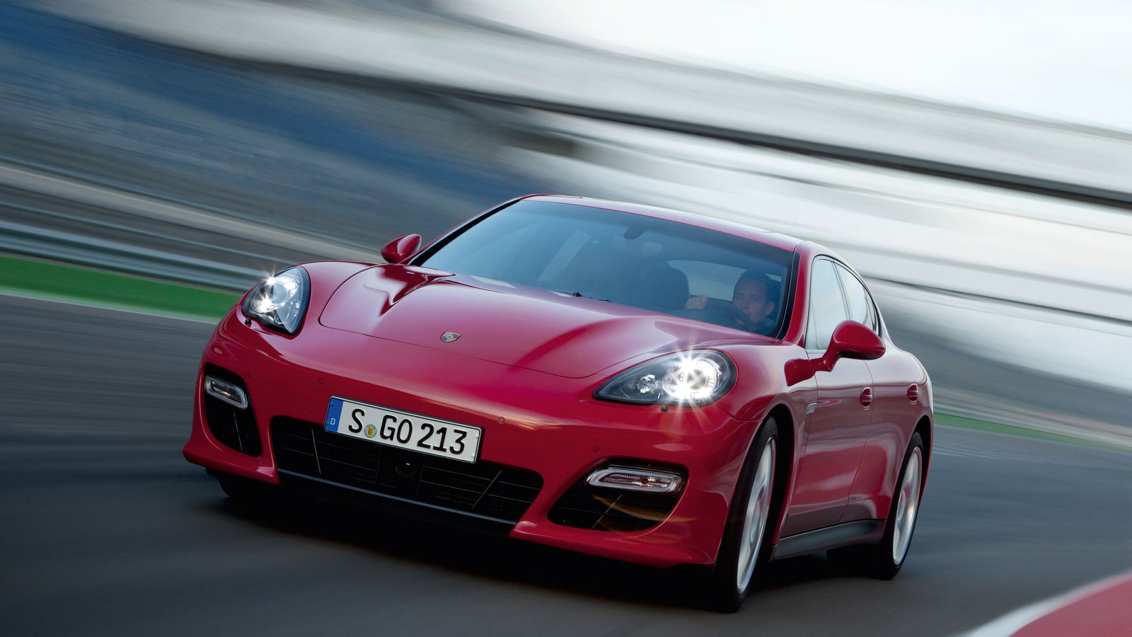 Porsche Launches Internal Emissions Cheating Investigation For 911 And Panamera Engines