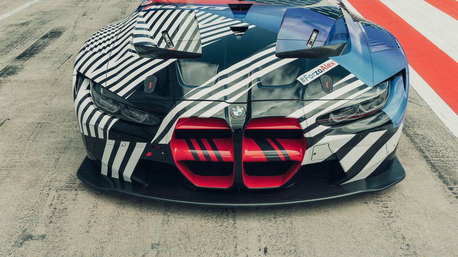 BMW’s M4 GT3 DTM Racer Highlights Those Grilles Even More