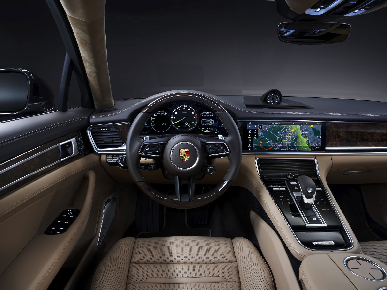 The New 621bhp Porsche Panamera Turbo S Does 0-62mph In 3.1sec