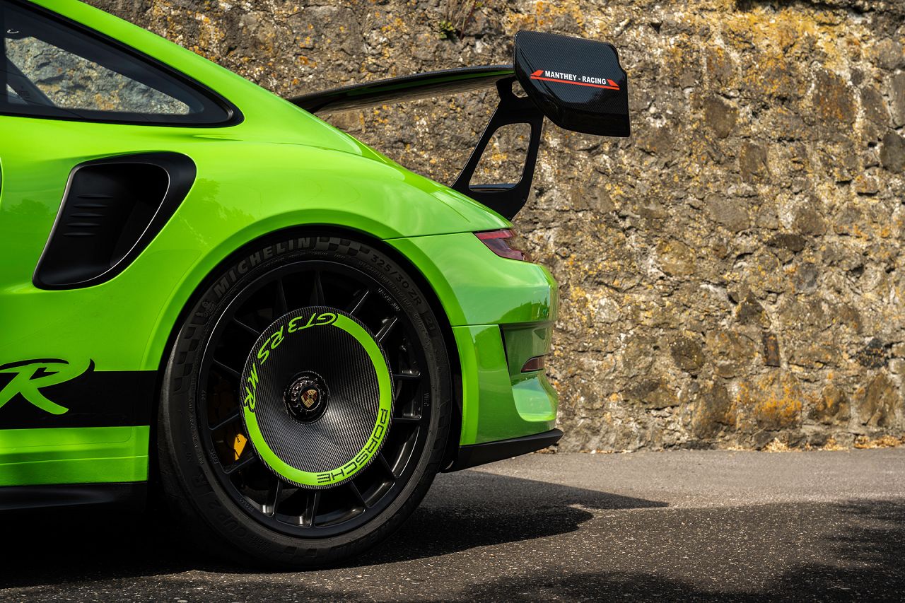 This Is The Porsche 911 GT3 RS MR And You Want One