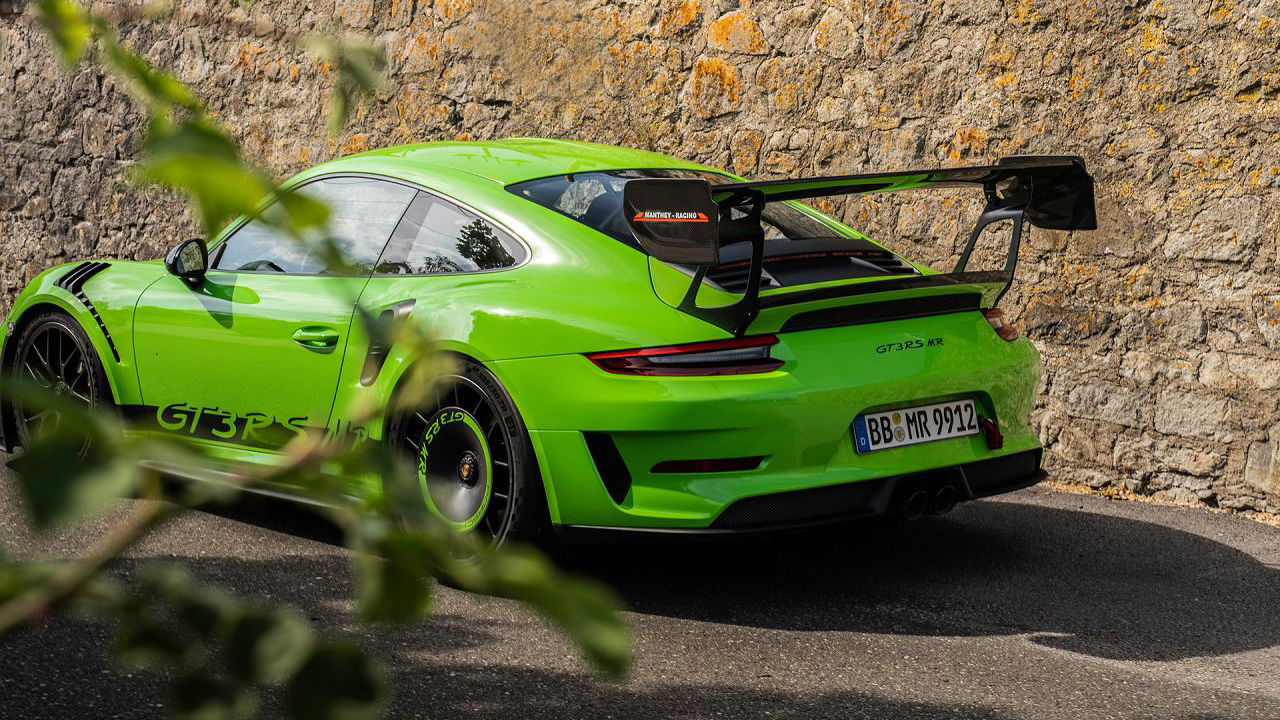 This Is The Porsche 911 GT3 RS MR And You Want One