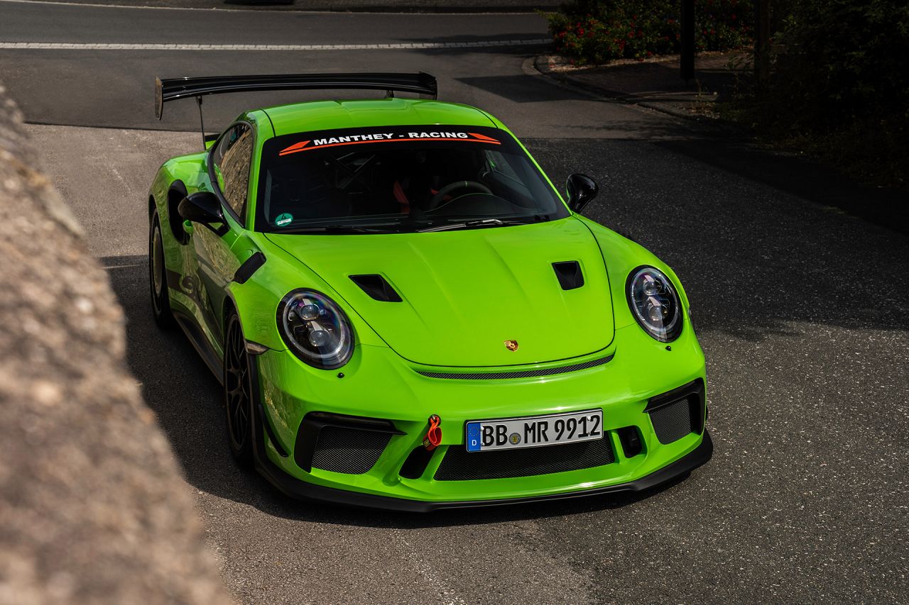 This Is The Porsche 911 GT3 RS MR And You Want One