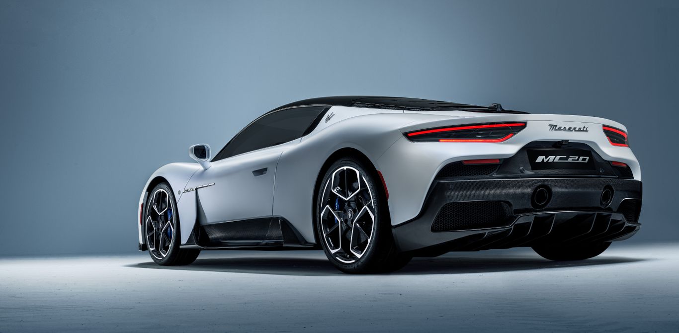 The Lucid Air BEV’s 1080bhp Should Blow Out Your Cobwebs