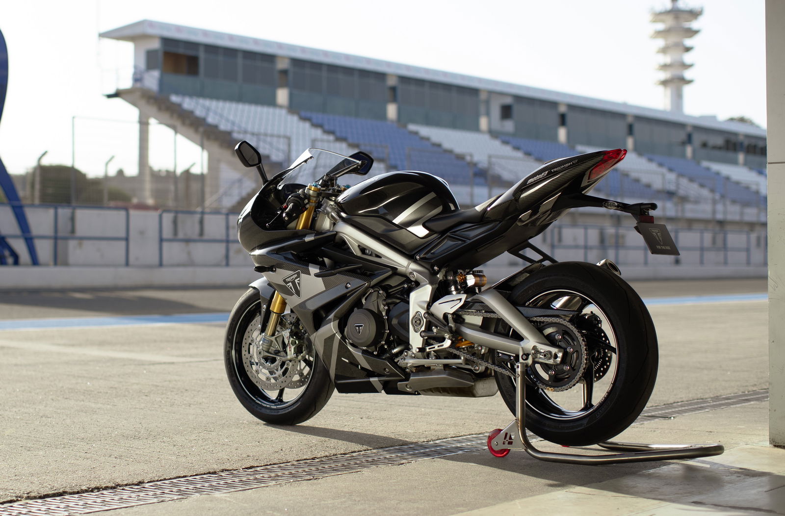 We've no doubt the 765 would be epic fun on track