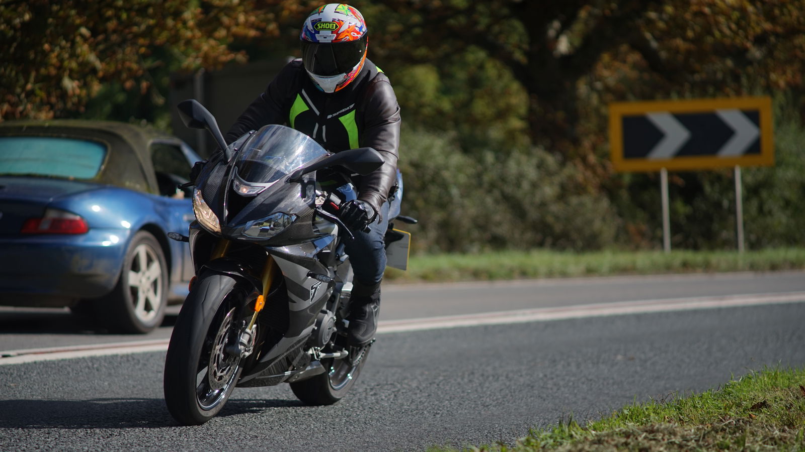 Triumph Daytona Moto2 765 Review: A Carbon Missile With Indicators