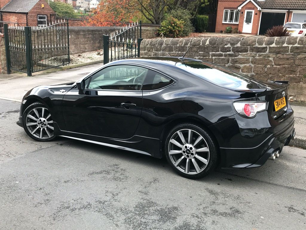 £9k Bargain Basement, TRD Or Facelift: Which Used Toyota GT86 Would You Pick?