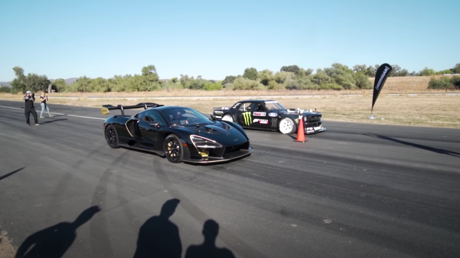 This Hoonicorn Vs McLaren Senna Battle Is The Drag Race You Didn't Expect