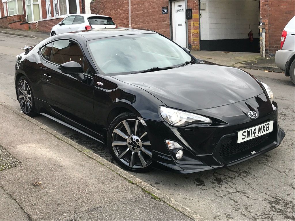 £9k Bargain Basement, TRD Or Facelift: Which Used Toyota GT86 Would You Pick?